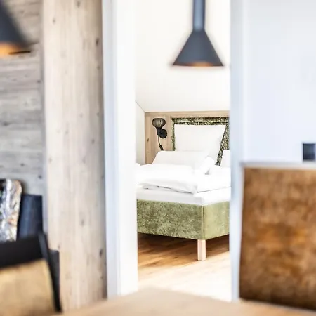 Alpen Krone Kehlegg Aparthotel *